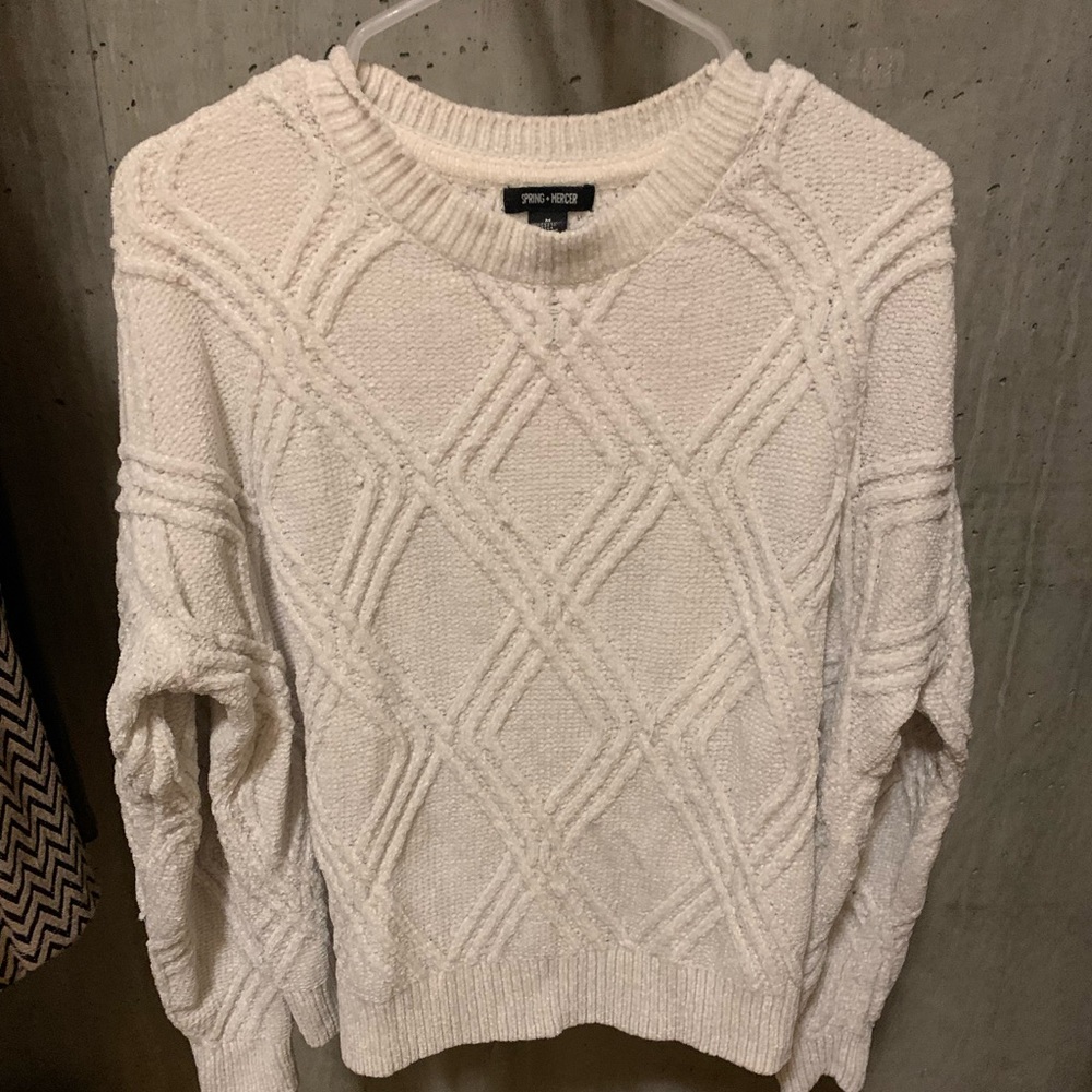 Very cozy crewneck sweater!